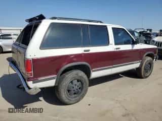 1991 Chevrolet Blazer с VIN 1GNDT13Z6M2154738, выставлен на аукционе Copart как лот 56011525 с пробегом 218 741 миль миль и Списание • Salvage title. История ставок и продаж доступна на DreamBid. Изображение 3.