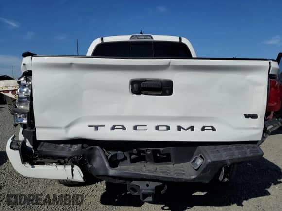 2022 Toyota Tacoma SR с VIN 3TMCZ5AN1NM504958, выставлен на аукционе Copart как лот 81156135 с пробегом 26 327 миль миль и Списание • Salvage title. История ставок и продаж доступна на DreamBid. Изображение 6.