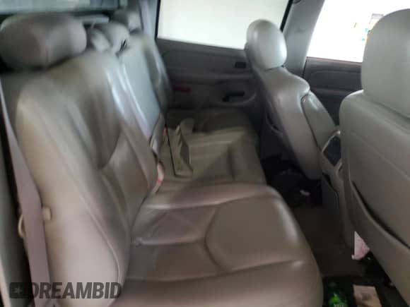 2005 Chevrolet Avalanche LS z VIN 3GNEK12Z55G296676, wystawiony jako Copart lot #63331485 z przebiegiem 187 311 mil mil oraz Szkoda całkowita • Salvage title. Historia ofert i sprzedaży dostępna na DreamBid. Obrazek 10.