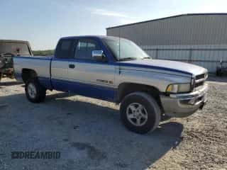 1997 Dodge 1500 с VIN 3B7HF13Z2VG828572, выставлен на аукционе Copart как лот 75109844 с пробегом 249 612 миль миль и Чистый • Clean title. История ставок и продаж доступна на DreamBid. Изображение 4.