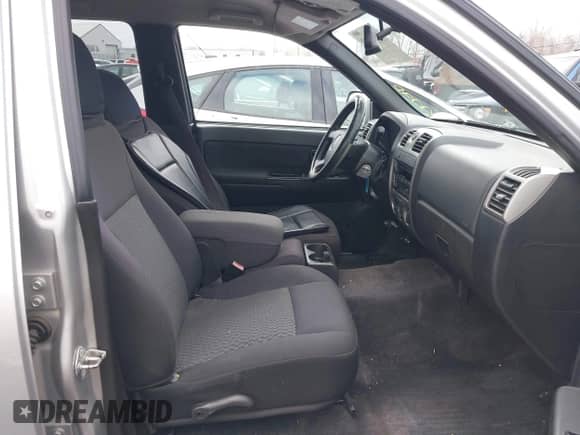 2010 Chevrolet Colorado 1LT z VIN 1GCDSCDE0A8125747, wystawiony jako IAAI lot #41634604 z przebiegiem 120 215 mil mil oraz . Historia ofert i sprzedaży dostępna na DreamBid. Obrazek 5.