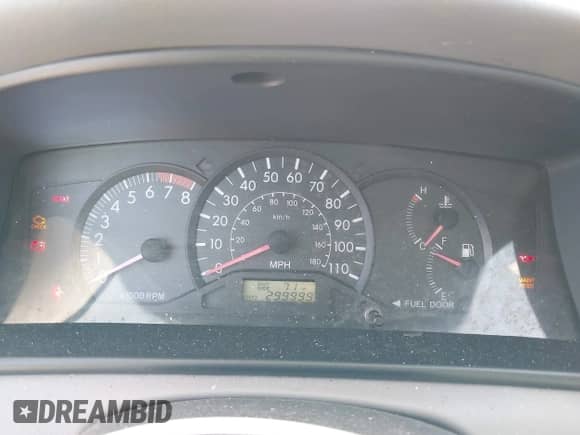 2005 Toyota Corolla CE with VIN 1NXBR32E75Z383178, listed as a IAAI auction lot 43362109 with 299,999 mi miles and . Bid and sale history available at DreamBid. Image 7.