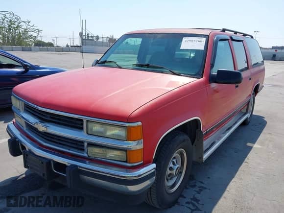 1994 Chevrolet Suburban with VIN 1GNGC26F2RJ335420, listed as a IAAI auction lot 42985260 with 236,963 mi miles and . Bid and sale history available at DreamBid. Image 6.