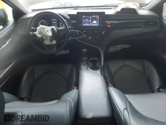 2021 Toyota Camry SE z VIN 4T1G11AK8MU600146, wystawiony jako Copart lot #67605565 z przebiegiem 84 937 mil mil oraz Szkoda całkowita • Salvage title. Historia ofert i sprzedaży dostępna na DreamBid. Obrazek 8.