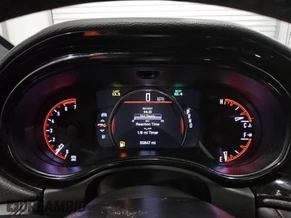 2022 Dodge Durango R/T Plus z VIN 1C4SDJCT6NC223545, wystawiony jako Copart lot #84210335 z przebiegiem 50 847 mil mil oraz Czysty tytuł • Clean title. Historia ofert i sprzedaży dostępna na DreamBid. Obrazek 9.