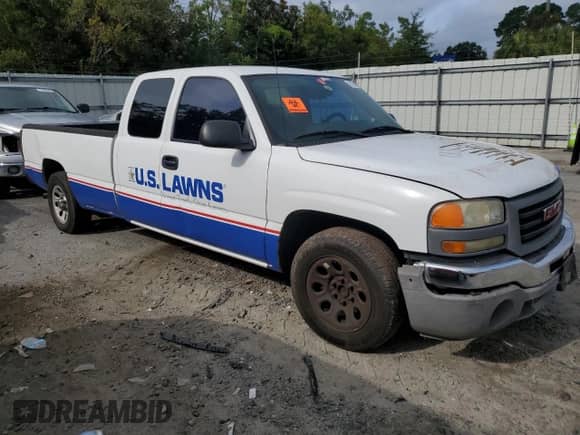 2006 GMC Sierra 1500 Work Truck z VIN 1GTEC19VX6E200610, wystawiony jako Copart lot #67291445 z przebiegiem Nie podano mil oraz Czysty tytuł • Clean title. Historia ofert i sprzedaży dostępna na DreamBid. Obrazek 4.