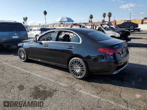 2023 Mercedes-Benz C 300 z VIN W1KAF4GB2PR134876, wystawiony jako Copart lot #80153075 z przebiegiem Nie podano mil oraz Szkoda całkowita • Salvage title. Historia ofert i sprzedaży dostępna na DreamBid. Obrazek 2.