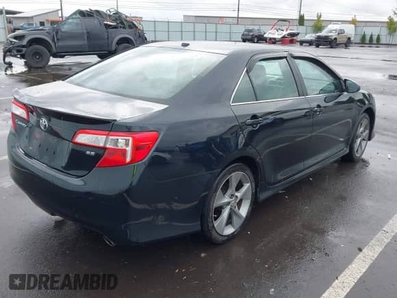 2012 Toyota Camry SE with VIN 4T1BK1FK1CU508410, listed as a IAAI auction lot 43324288 with 234,414 mi miles and . Bid and sale history available at DreamBid. Image 4.