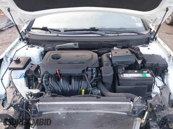 2018 Hyundai Sonata Limited с VIN 5NPE34AF3JH727810, выставлен на аукционе IAAI как лот 41145467 с пробегом 77 711 миль миль и . История ставок и продаж доступна на DreamBid. Изображение 10.