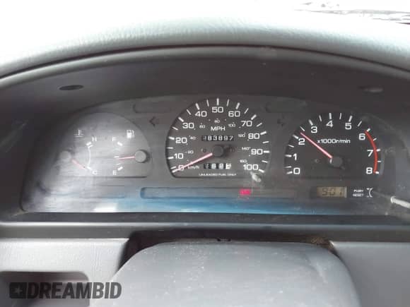 1995 Nissan Pathfinder LE with VIN JN8HD17Y3SW027903, listed as a IAAI auction lot 42200115 with 283,897 mi miles and . Bid and sale history available at DreamBid. Image 7.