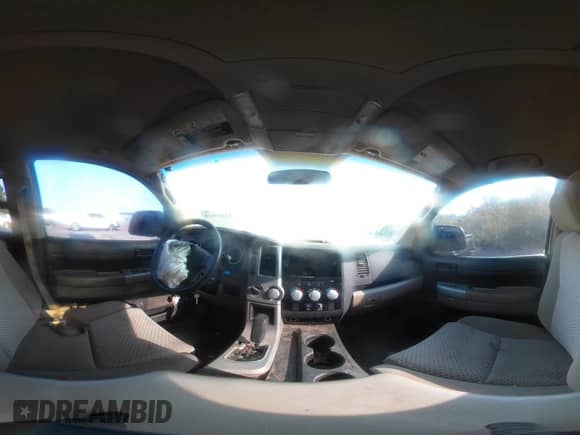 2007 Toyota Tundra SR5 с VIN 5TFBT54177X008291, выставлен на аукционе IAAI как лот 43185810 с пробегом 248 297 миль миль и . История ставок и продаж доступна на DreamBid. Изображение 21.