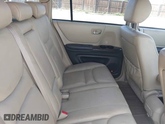 2002 Toyota Highlander с VIN JTEHF21A820046341, выставлен на аукционе IAAI как лот 43289510 с пробегом 151 119 миль миль и . История ставок и продаж доступна на DreamBid. Изображение 8.