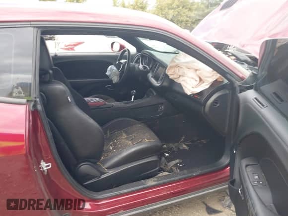 2020 Dodge Challenger R/T Scat Pack с VIN 2C3CDZFJ9LH112855, выставлен на аукционе IAAI как лот 43377860 с пробегом Не указан миль и . История ставок и продаж доступна на DreamBid. Изображение 5.