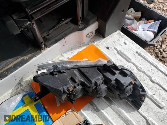 2023 Ram ProMaster Cargo z VIN 3C6LRVDG6PE560802, wystawiony jako Copart lot #86172715 z przebiegiem Nie podano mil oraz Czysty tytuł • Clean title. Historia ofert i sprzedaży dostępna na DreamBid. Obrazek 13.