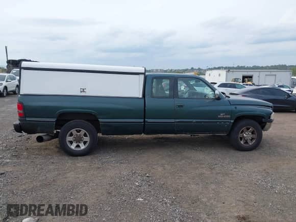1996 Dodge 2500 with VIN 1B7KC23C6TJ168239, listed as a IAAI auction lot 43289834 with 359,921 mi miles and . Bid and sale history available at DreamBid. Image 13.