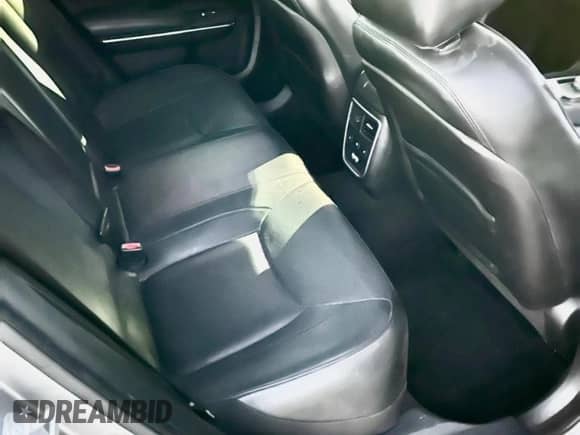 2016 Chrysler 300 C с VIN 2C3CCAEG1GH105723, выставлен на аукционе Copart как лот 89514075 с пробегом 106 297 миль миль и Списание • Salvage title. История ставок и продаж доступна на DreamBid. Изображение 6.