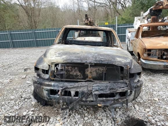 2001 Dodge 3500 with VIN 1B7MF33611J588987, listed as a Copart auction lot 80669104 with Not provided miles and Non repairable. Bid and sale history available at DreamBid. Image 5.