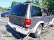 1998 Ford Explorer XL с VIN 1FMZU34E1WUC46524, выставлен на аукционе IAAI как лот 42526569 с пробегом 218 303 миль миль и . История ставок и продаж доступна на DreamBid. Изображение 13.