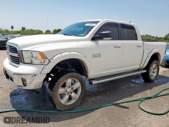 2016 Ram 1500 Big Horn z VIN 1C6RR6LM9GS174797, wystawiony jako Copart lot #57069465 z przebiegiem 218 972 mil mil oraz Czysty tytuł • Clean title. Historia ofert i sprzedaży dostępna na DreamBid. Obrazek 1.