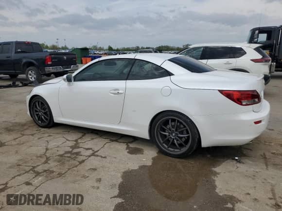 2012 Lexus IS 250 C с VIN JTHFF2C23C2524901, выставлен на аукционе Copart как лот 53550135 с пробегом 67 652 миль миль и Списание • Salvage title. История ставок и продаж доступна на DreamBid. Изображение 2.