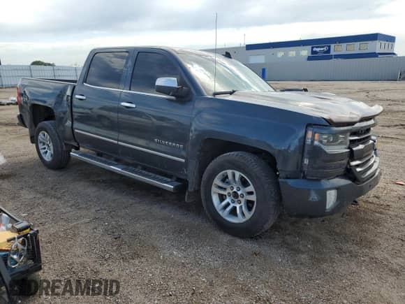 2017 Chevrolet Silverado 1500 LTZ z VIN 3GCUKSEC9HG269566, wystawiony jako Copart lot #63978265 z przebiegiem 187 213 mil mil oraz Szkoda całkowita • Salvage title. Historia ofert i sprzedaży dostępna na DreamBid. Obrazek 4.