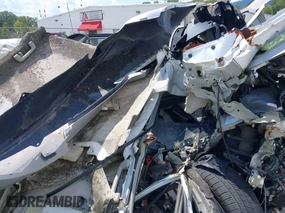 2013 Toyota Camry LE z VIN 4T1BD1FK5DU096620, wystawiony jako IAAI lot #43070799 z przebiegiem Nie podano mil oraz . Historia ofert i sprzedaży dostępna na DreamBid. Obrazek 5.