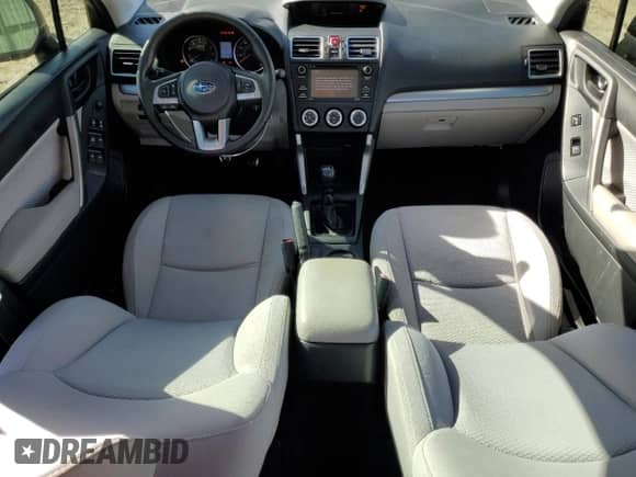 2017 Subaru Forester z VIN JF2SJAAC9HG530296, wystawiony jako Copart lot #81156895 z przebiegiem 85 087 mil mil oraz Czysty tytuł • Clean title. Historia ofert i sprzedaży dostępna na DreamBid. Obrazek 8.