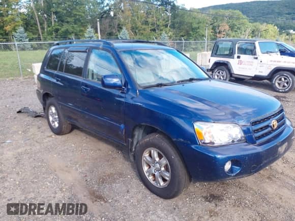 2004 Toyota Highlander with VIN JTEEP21A340005098, listed as a IAAI auction lot 43105560 with 304,314 mi miles and . Bid and sale history available at DreamBid. Image 1.