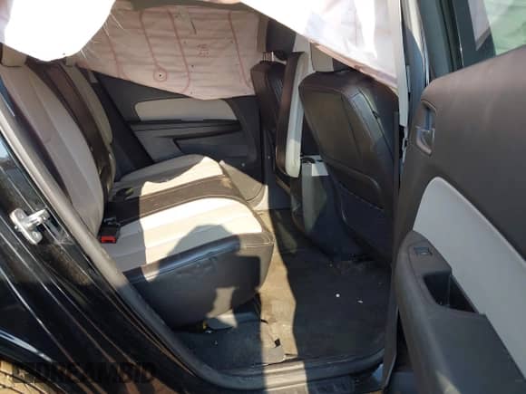 2010 Chevrolet Equinox 2LT with VIN 2CNALPEW3A6265419, listed as a IAAI auction lot 43147147 with Not provided miles and . Bid and sale history available at DreamBid. Image 8.