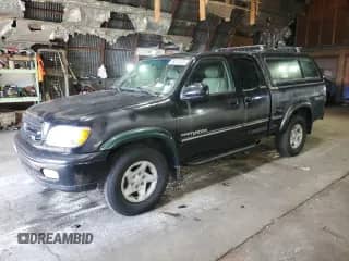 2001 Toyota Tundra Limited z VIN 5TBBT48141S154805, wystawiony jako Copart lot #66225125 z przebiegiem 216 119 mil mil oraz Czysty tytuł • Clean title. Historia ofert i sprzedaży dostępna na DreamBid. Obrazek 1.