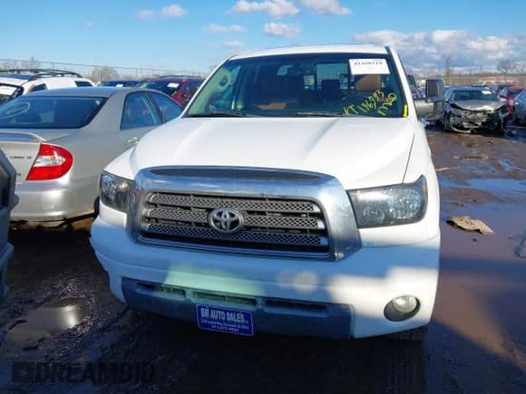 2007 Toyota Tundra Limited with VIN 5TBBV58127S482281, listed as a IAAI auction lot 41458719 with 196,993 mi miles and . Bid and sale history available at DreamBid. Image 12.