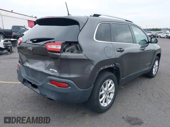 2016 Jeep Cherokee Latitude с VIN 1C4PJMCS4GW270680, выставлен на аукционе IAAI как лот 43198851 с пробегом 97 156 миль миль и . История ставок и продаж доступна на DreamBid. Изображение 4.