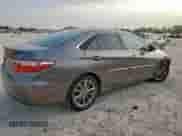 2017 Toyota Camry XLE with VIN 4T1BF1FK6HU267701, listed as a Copart auction lot 81297635 with 118,034 mi miles and Salvage title. Bid and sale history available at DreamBid. Image 3.