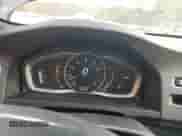 2015 Volvo S60 с VIN YV1902TP6F1362732, выставлен на аукционе Copart как лот 82718494 с пробегом 110 724 миль миль и Списание • Salvage title. История ставок и продаж доступна на DreamBid. Изображение 9.