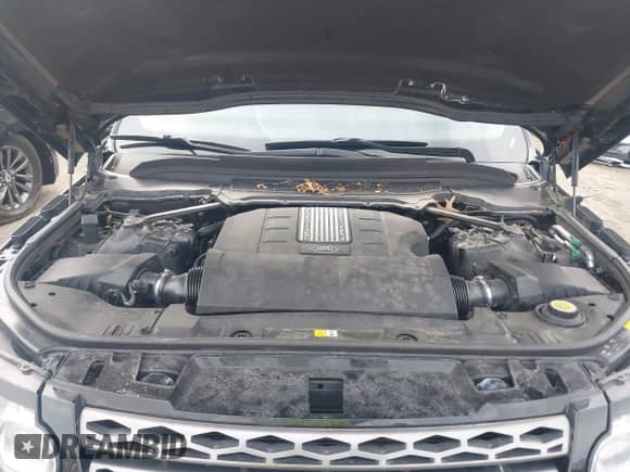 2015 Land Rover Range Rover Sport HSE z VIN SALWG2VF8FA614417, wystawiony jako IAAI lot #41815994 z przebiegiem 139 792 mil mil oraz . Historia ofert i sprzedaży dostępna na DreamBid. Obrazek 10.