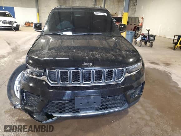 2023 Jeep Grand Cherokee Altitude with VIN 1C4RJHAGXPC646895, listed as a Copart auction lot 69633245 with 13,059 mi miles and Salvage title. Bid and sale history available at DreamBid. Image 5.