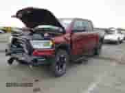 2024 Ram 1500 Rebel z VIN 1C6SRFLT5RN211645, wystawiony jako IAAI lot #43118716 z przebiegiem 17 951 mil mil oraz . Historia ofert i sprzedaży dostępna na DreamBid. Obrazek 17.