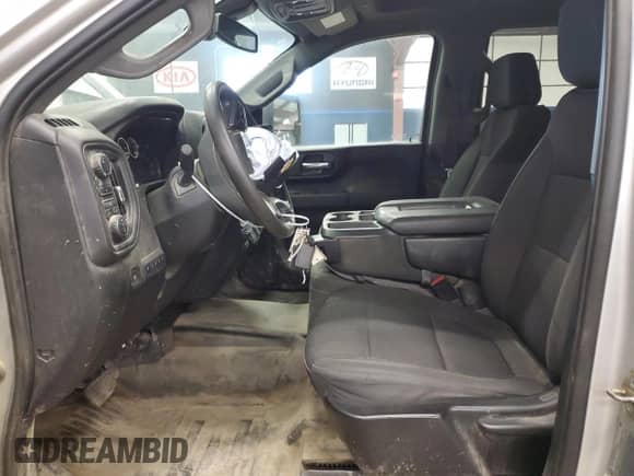 2022 Chevrolet Silverado 2500HD Work Truck z VIN 1GC4YLE72NF288531, wystawiony jako Copart lot #80500695 z przebiegiem 69 300 mil mil oraz Szkoda całkowita • Salvage title. Historia ofert i sprzedaży dostępna na DreamBid. Obrazek 7.