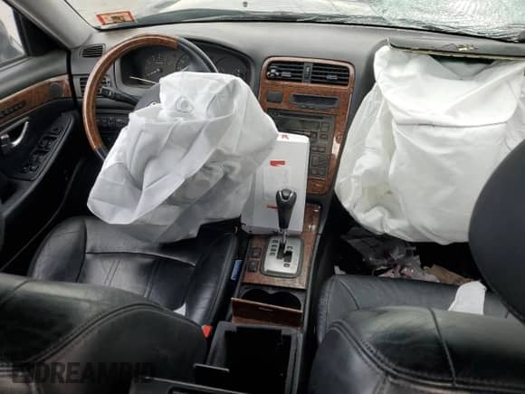 2004 Hyundai XG с VIN KMHFU45E44A320413, выставлен на аукционе Copart как лот 46845115 с пробегом 160 362 миль миль и Списание • Salvage title. История ставок и продаж доступна на DreamBid. Изображение 8.