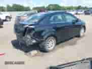 2019 Chevrolet Sonic LT z VIN 1G1JD5SB1K4113870, wystawiony jako IAAI lot #42590217 z przebiegiem 106 266 mil mil oraz . Historia ofert i sprzedaży dostępna na DreamBid. Obrazek 4.