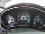 2014 Chrysler 200 Touring z VIN 1C3CCBBB7EN128796, wystawiony jako Copart lot #81100475 z przebiegiem 214 335 mil mil oraz Szkoda całkowita • Salvage title. Historia ofert i sprzedaży dostępna na DreamBid. Obrazek 9.