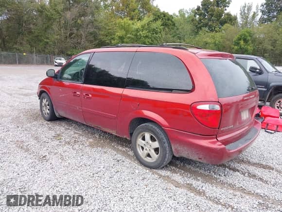 2007 Dodge Grand Caravan SXT with VIN 2D4GP44L07R301506, listed as a IAAI auction lot 43284811 with 235,380 mi miles and . Bid and sale history available at DreamBid. Image 3.