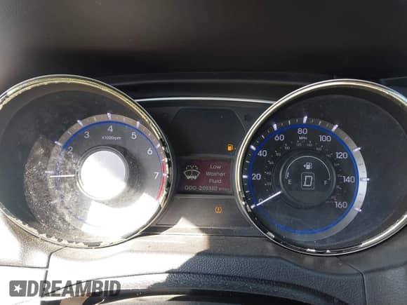 2013 Hyundai Sonata SE с VIN 5NPEC4AC1DH538714, выставлен на аукционе IAAI как лот 43332053 с пробегом 200 382 миль миль и . История ставок и продаж доступна на DreamBid. Изображение 7.