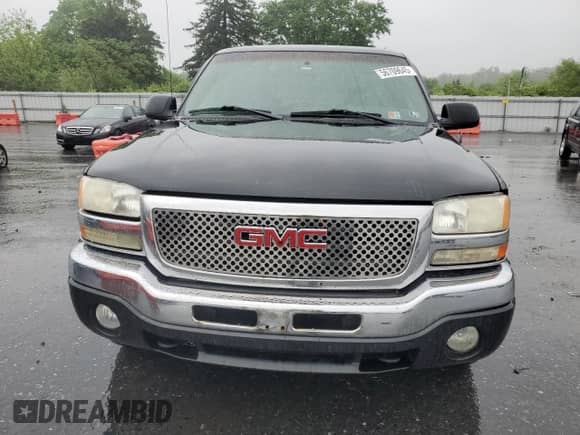 2003 GMC Sierra 1500 SLE with VIN 2GTEK19T731328981, listed as a Copart auction lot 56709645 with 242,866 mi miles and Salvage title. Bid and sale history available at DreamBid. Image 5.