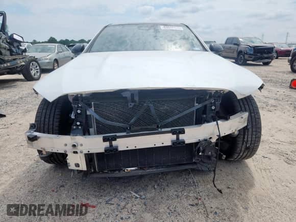 2022 Mercedes-Benz C 300 with VIN W1KAF4GB6NR059757, listed as a Copart auction lot 69696045 with 53,088 mi miles and Salvage title. Bid and sale history available at DreamBid. Image 5.