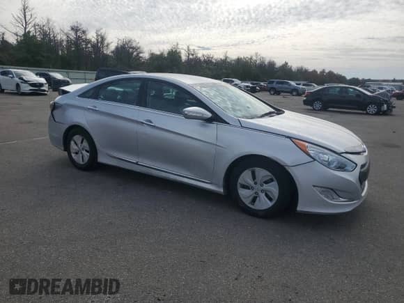 2014 Hyundai Sonata with VIN KMHEC4A4XEA114896, listed as a Copart auction lot 81813005 with 138,098 mi miles and Salvage title. Bid and sale history available at DreamBid. Image 4.