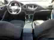 2017 Hyundai Ioniq SEL с VIN KMHC75LC3HU019055, выставлен на аукционе Copart как лот 62741005 с пробегом 123 600 миль миль и Списание • Salvage title. История ставок и продаж доступна на DreamBid. Изображение 8.