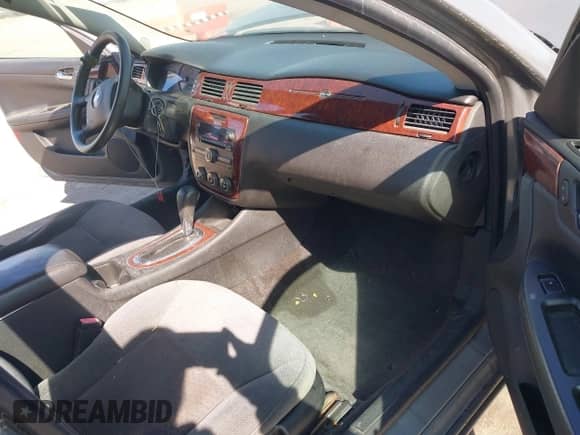 2008 Chevrolet Impala LS с VIN 2G1WB58K489288283, выставлен на аукционе IAAI как лот 41832463 с пробегом 164 432 миль миль и . История ставок и продаж доступна на DreamBid. Изображение 5.