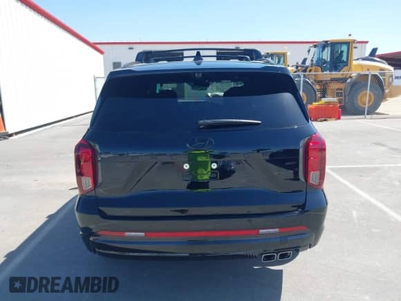 2025 Hyundai Palisade Calligraphy z VIN KM8R7DGE4SU918420, wystawiony jako IAAI lot #42087443 z przebiegiem 813 mil mil oraz . Historia ofert i sprzedaży dostępna na DreamBid. Obrazek 17.