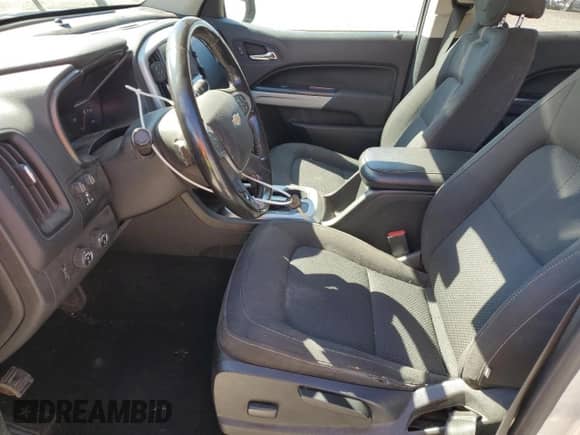 2017 Chevrolet Colorado 4WD LT с VIN 1GCPTCE1XH1195247, выставлен на аукционе Copart как лот 59805645 с пробегом 91 458 миль миль и Списание • Salvage title. История ставок и продаж доступна на DreamBid. Изображение 7.
